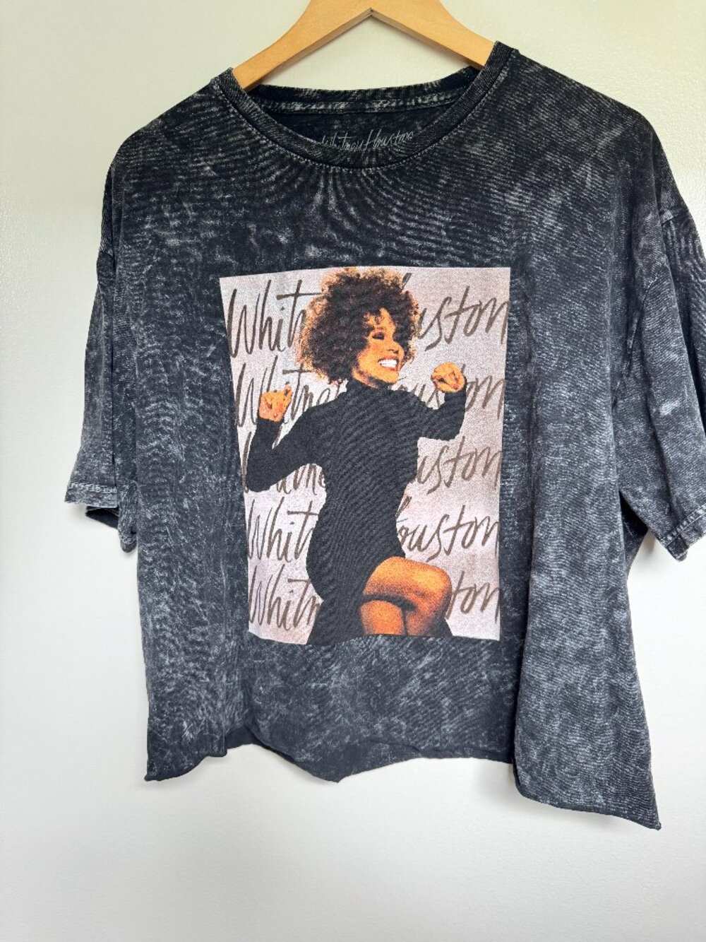 Whitney Houston 2022 Acid Wash Crop Graphic Tee Black 100% Cotton sz(M)